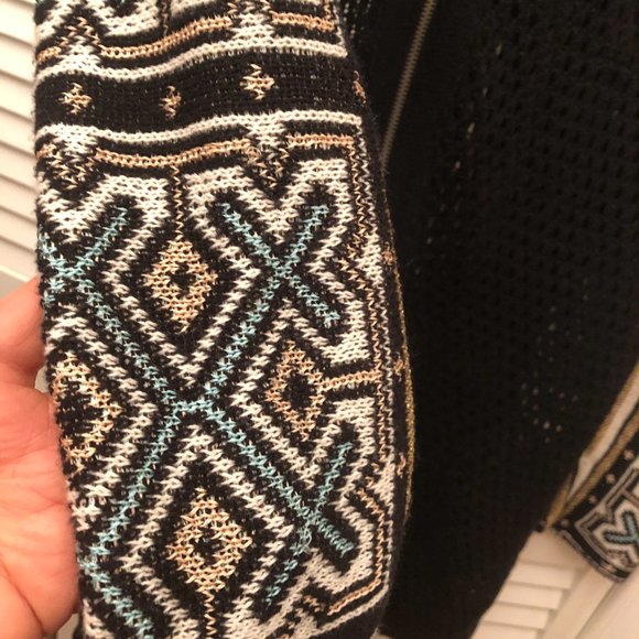 Circus Hotel fuzzy zip up women hooded black knit cardigan, M - Picture 6 of 13